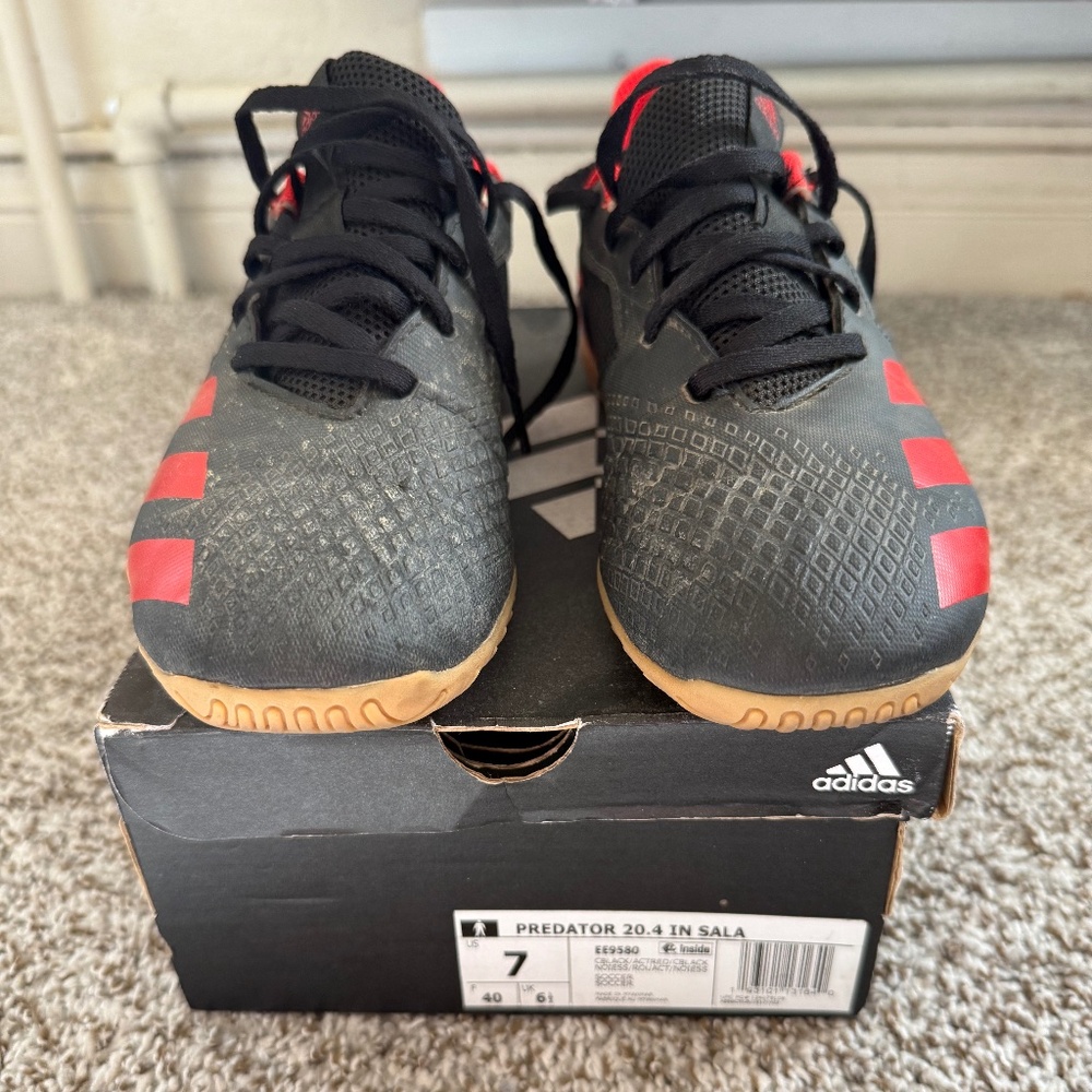 Adidas predator (Futsal shoes)